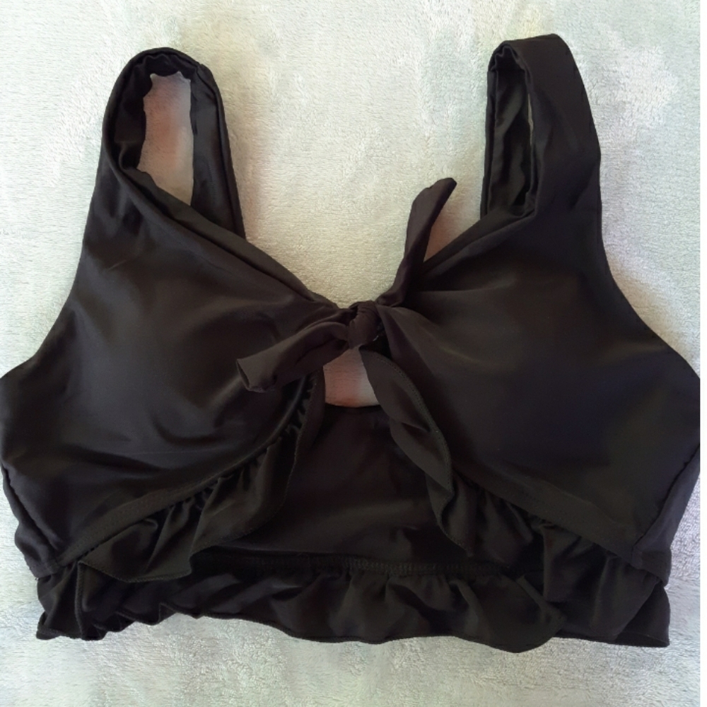 Black swim top. Size XL.